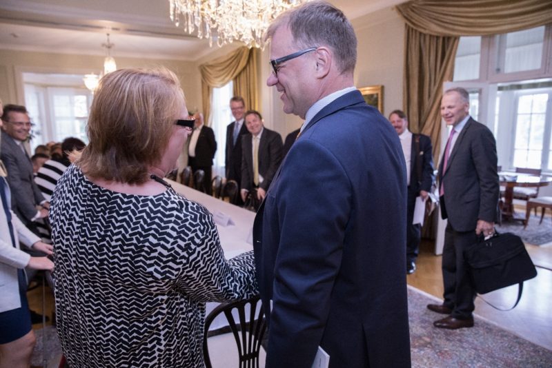 SLC - 20180619 Sipila Mote Med Livsmedelskedjan Foto Statsradetskansli Liten