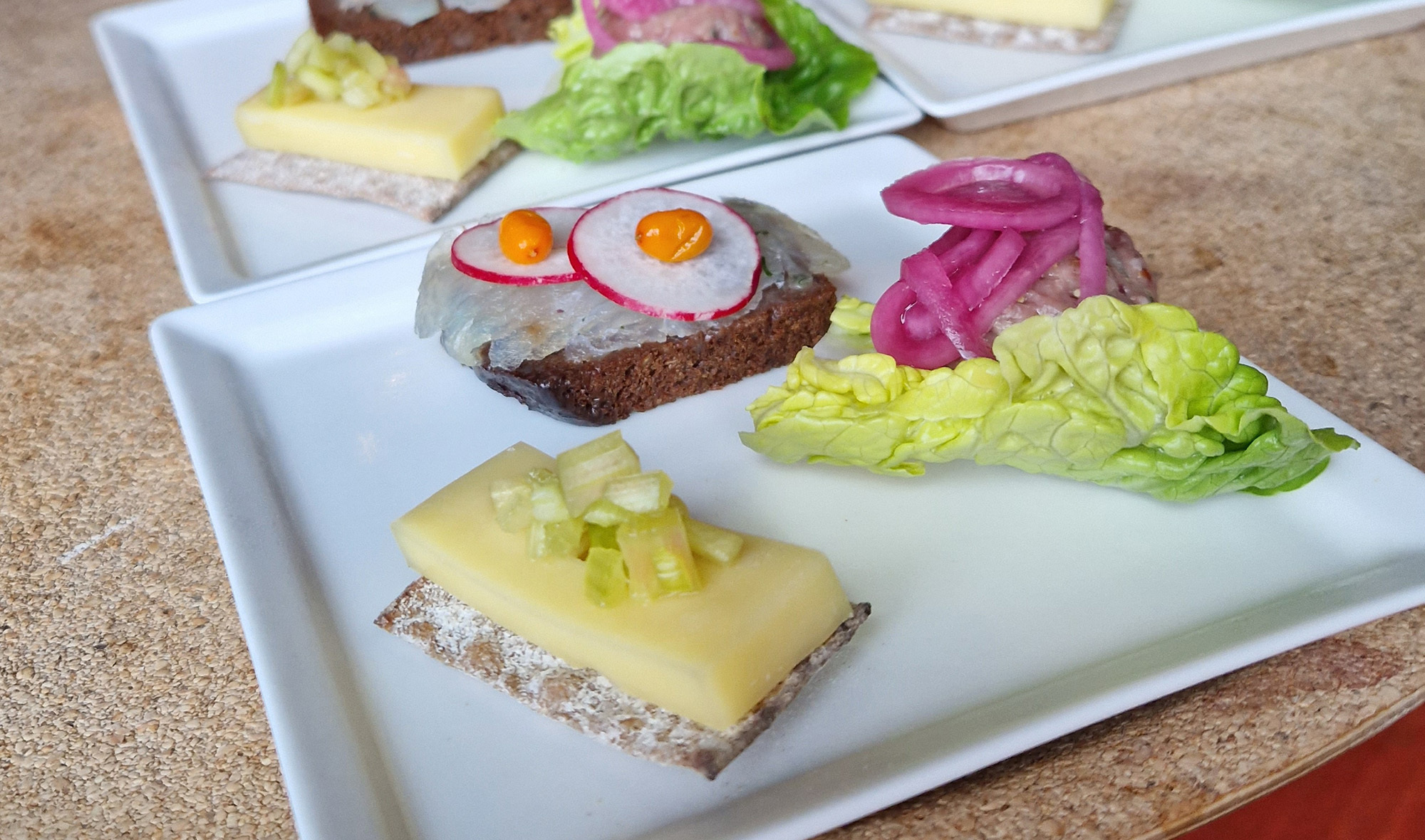 SLC - 20220629 192000 webb MW